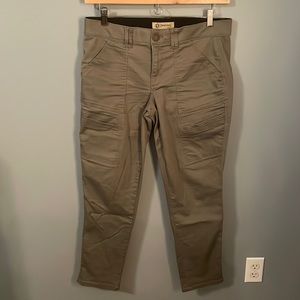 Like new Democracy Ab Technology pants size 12